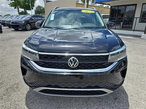 2022 Volkswagen Taos 1.5T SE