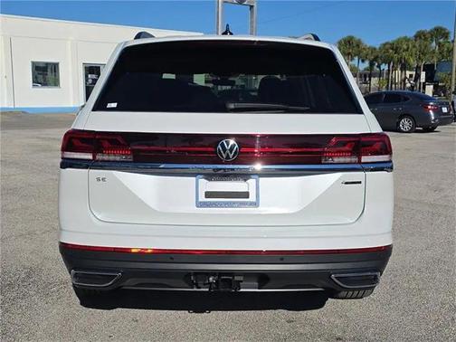 2026 Volkswagen Atlas 2.0T SE w/Technology 4MOTION