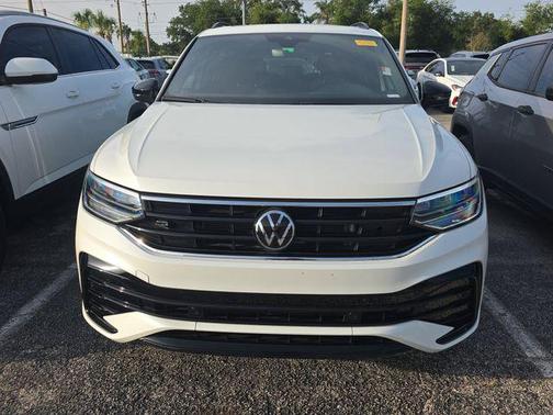 Opal White Pearl 2024 Volkswagen Tiguan 2.0T SE R-Line Black