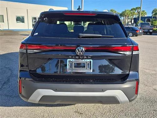 2025 Volkswagen Tiguan 2.0T S