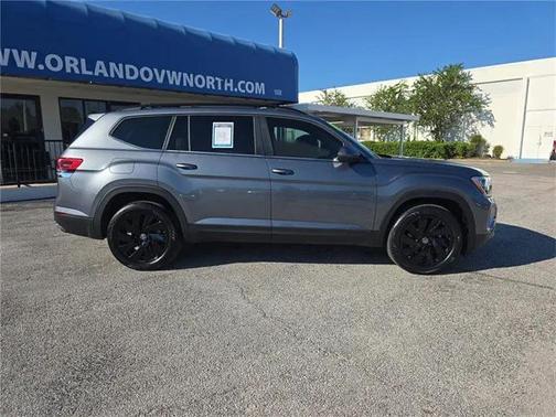 2024 Volkswagen Atlas 2.0T SE w/Technology