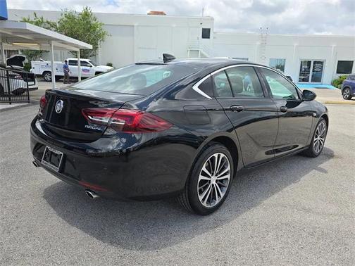 2018 Buick Regal Sportback Preferred II