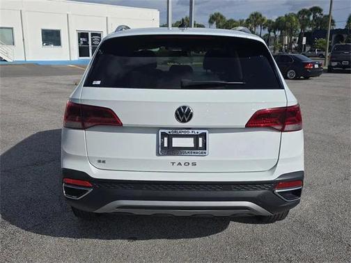 2022 Volkswagen Taos 1.5T SE