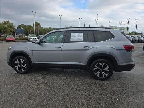 2024 Volkswagen Atlas 2.0T SE