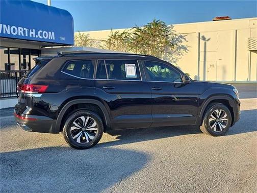 2024 Volkswagen Atlas 2.0T SE