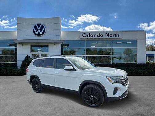 2025 Volkswagen Atlas 2.0T SE w/Technology