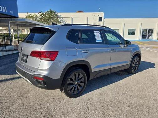 2023 Volkswagen Taos 1.5T S