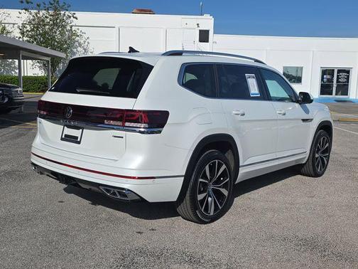 2025 Volkswagen Atlas 2.0T SEL Premium R-Line 4MOTION