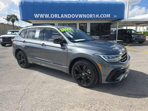 2023 Volkswagen Tiguan 2.0T SE R-Line Black