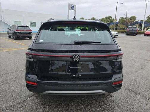 2025 Volkswagen Taos 1.5T S