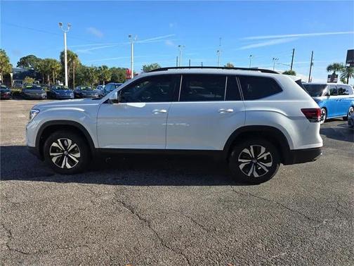 2026 Volkswagen Atlas 2.0T SE