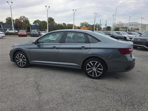 2025 Volkswagen Jetta 1.5T SE