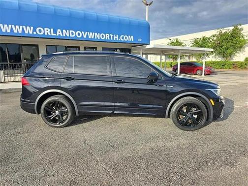 2023 Volkswagen Tiguan 2.0T SE R-Line Black