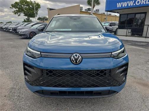 2026 Volkswagen Tiguan 2.0T SE R-Line Black 4MOTION