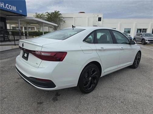 2026 Volkswagen Jetta 1.4T SE