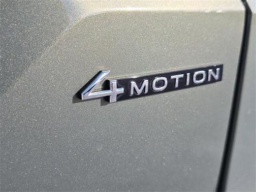2025 Volkswagen Atlas 2.0T SEL Premium R-Line 4MOTION