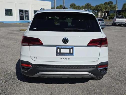 2022 Volkswagen Taos 1.5T SE