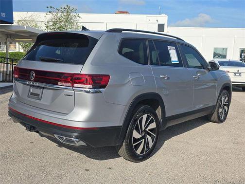 2025 Volkswagen Atlas 2.0T SE w/Technology 4MOTION