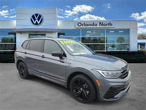 2023 Volkswagen Tiguan 2.0T SE R-Line Black