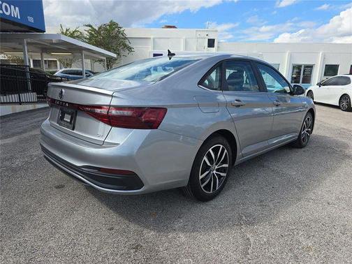 2026 Volkswagen Jetta 1.4T SE