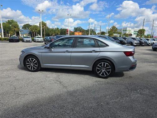 2026 Volkswagen Jetta 1.4T SE