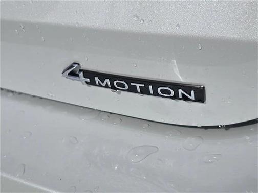 2026 Volkswagen Tiguan 2.0T SEL R-Line 4MOTION