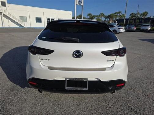 2022 Mazda Mazda3 FWD w/Premium Package