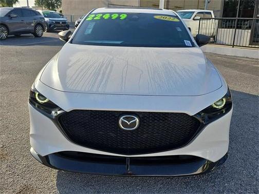 2022 Mazda Mazda3 FWD w/Premium Package