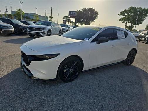 2022 Mazda Mazda3 FWD w/Premium Package
