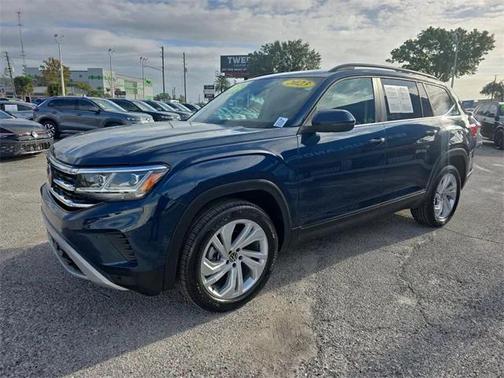 2023 Volkswagen Atlas 2.0T SE w/Technology