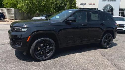 2025 Jeep Grand Cherokee Altitude