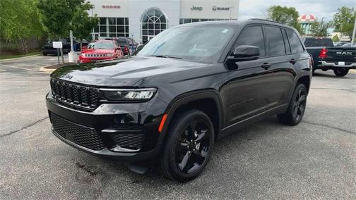 2023 Jeep Grand Cherokee Altitude