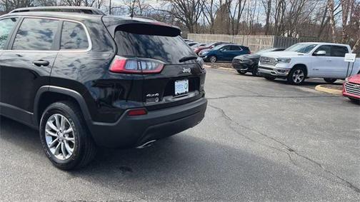 2022 Jeep Cherokee Latitude Lux