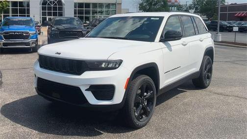 2025 Jeep Grand Cherokee Altitude