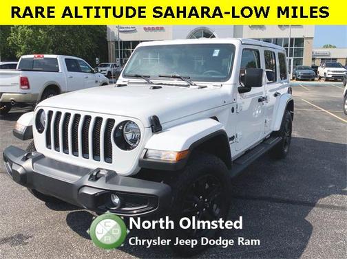 2023 Jeep Wrangler 4-Door Sahara Altitude 4x4
