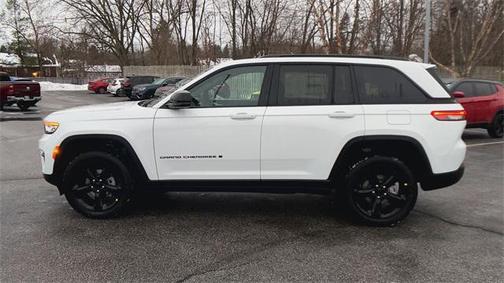 2025 Jeep Grand Cherokee Altitude
