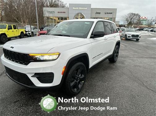 2025 Jeep Grand Cherokee Altitude