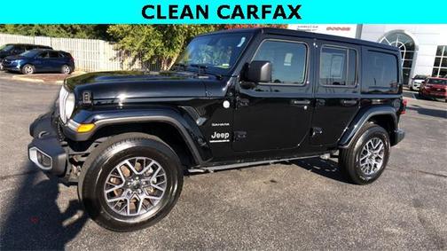 2024 Jeep Wrangler 4-Door Sahara 4x4