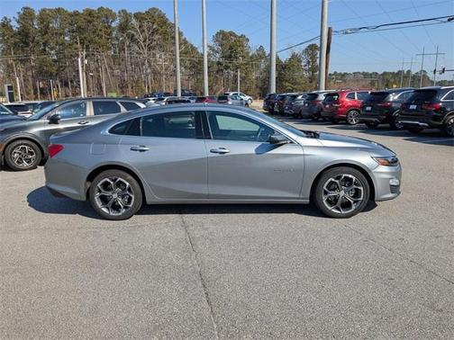 2024 Chevrolet Malibu LT