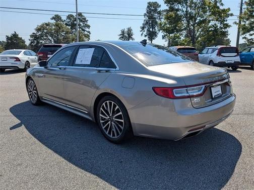 2018 Lincoln Continental Select