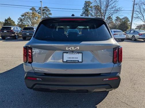 2023 Kia Sorento LX