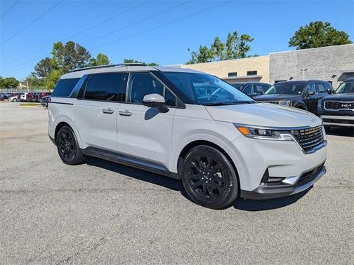 2024 Kia Carnival SX