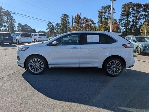 2020 Ford Edge Titanium