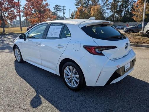 2024 Toyota Corolla Hatchback SE