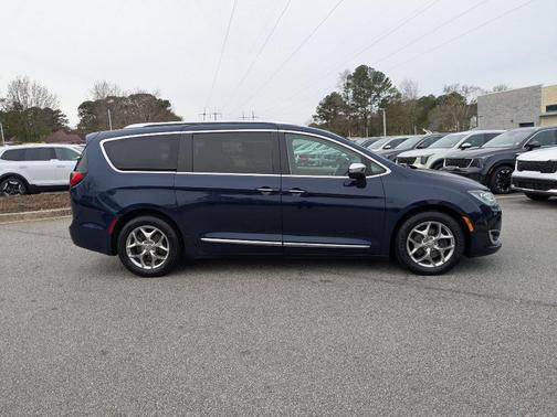 2018 Chrysler Pacifica Limited