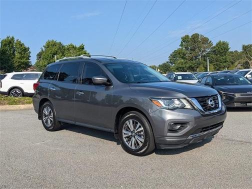 2019 Nissan Pathfinder S