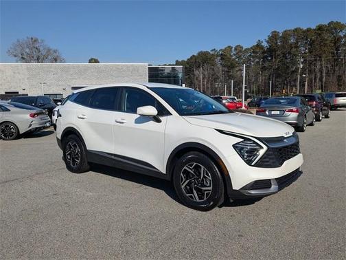 2024 Kia Sportage LX