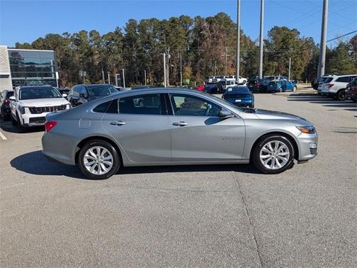 2024 Chevrolet Malibu LT
