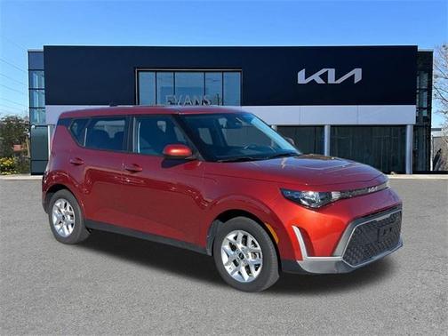 2024 Kia Soul LX