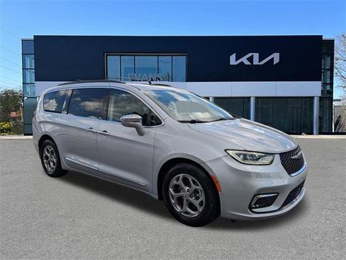 2022 Chrysler Pacifica Limited